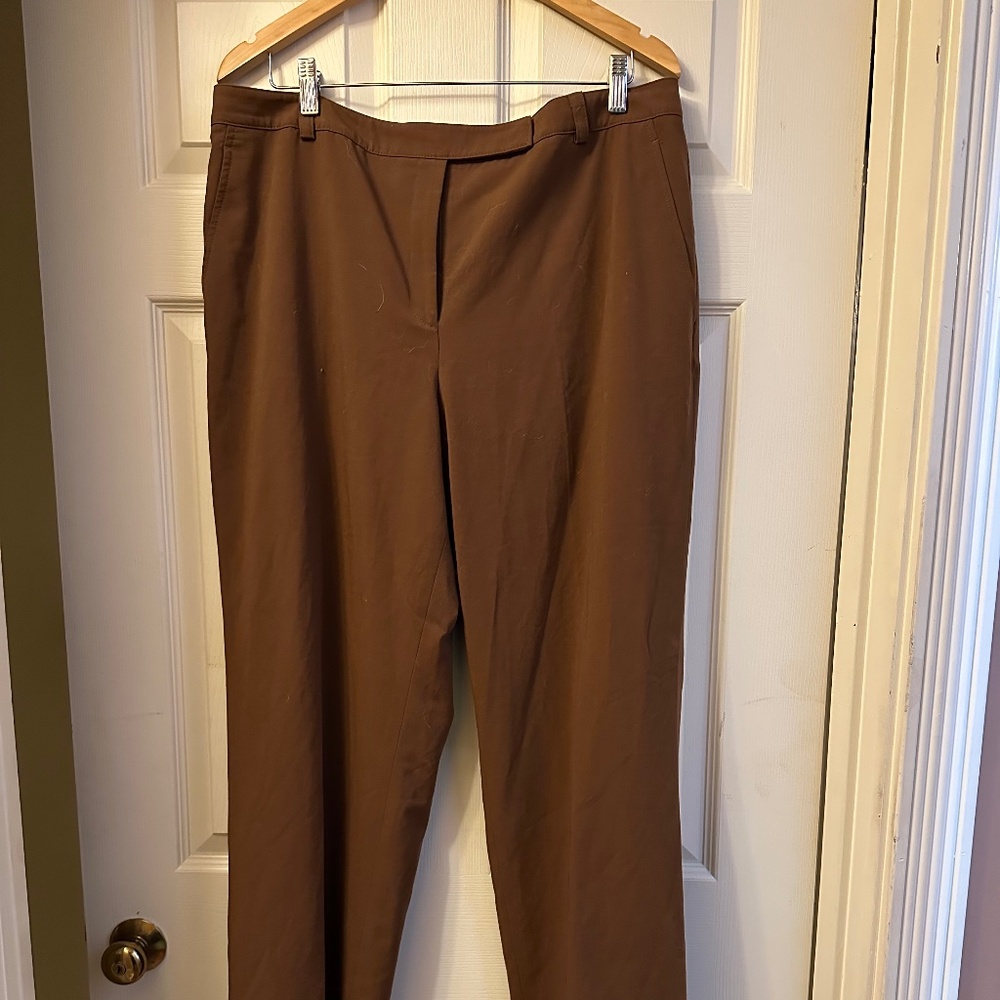 Kasper || Deep Brown Straight Leg Pants || Size 16 || ONE FLAW